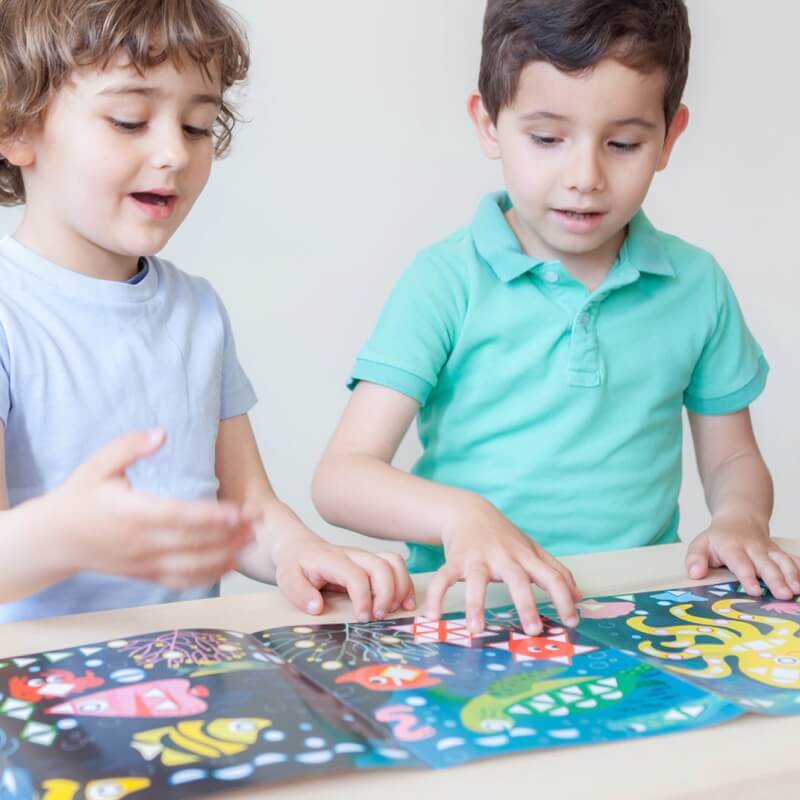 CASQUE MERLIN - Poppik Stickers - Jeux éducatifs - Enfants