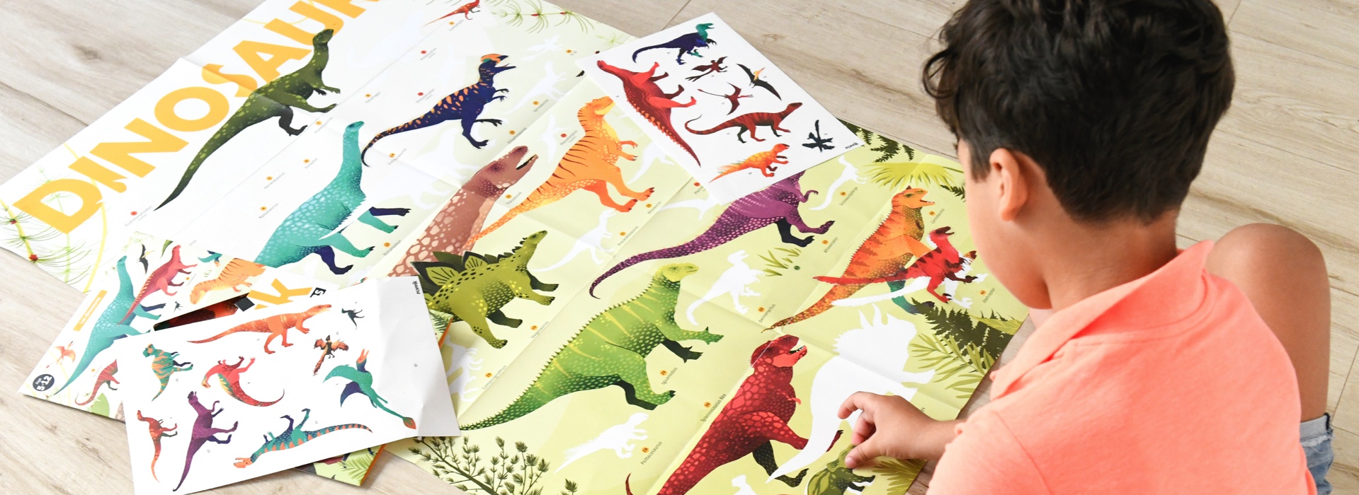 Poppik - Educational poster with repositionnable stickers - Dinosaurs -  Little Zebra